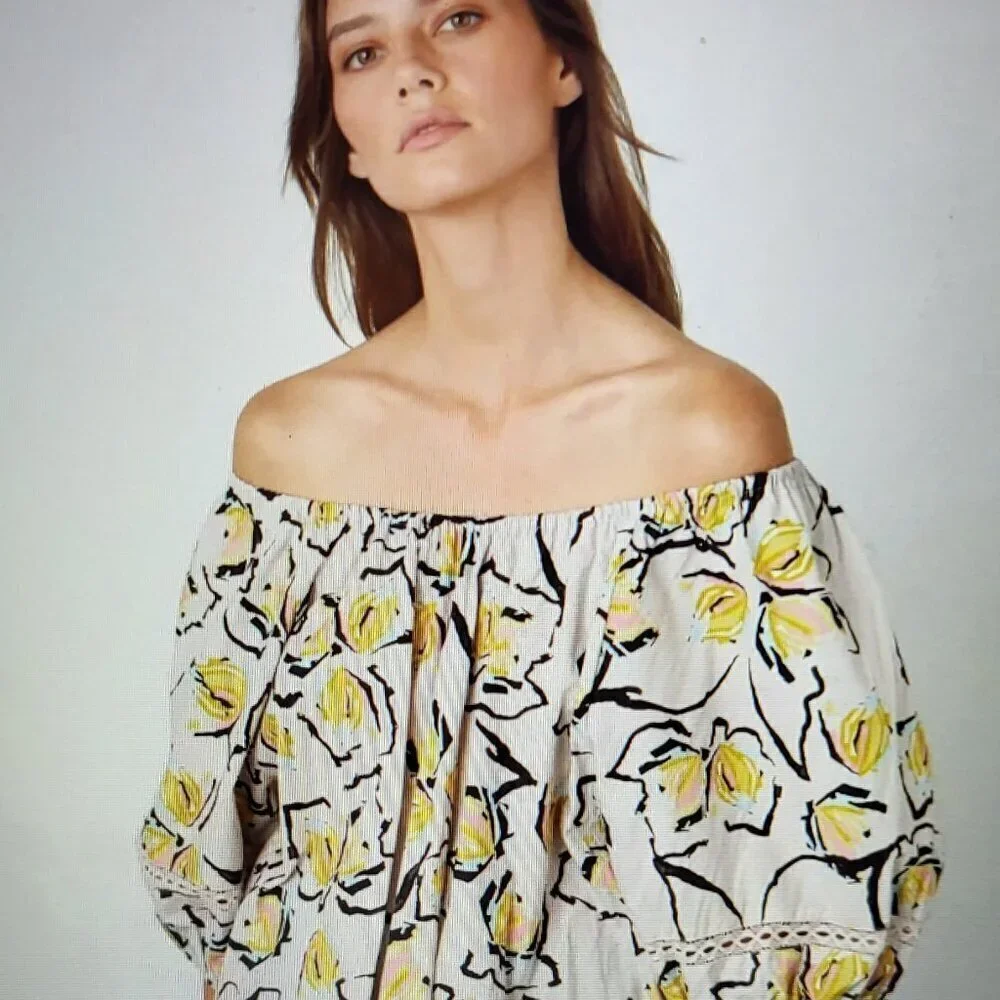 Velvet by Graham & Spencer Zoey Print top in Lilypad Print in Multi - Size M NWT